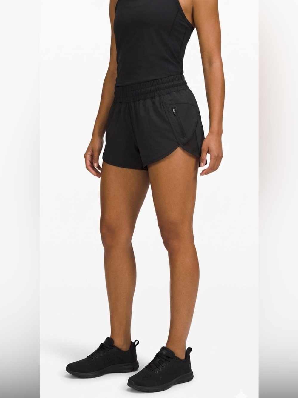 Lululemon Tracker Short II *2-Way Stretch Black Size 4 with Liner Attached